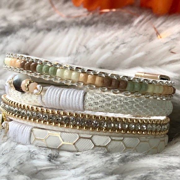 🍃💐Multi texture leather bracelet 💐🍃 - Picture 2 of 8